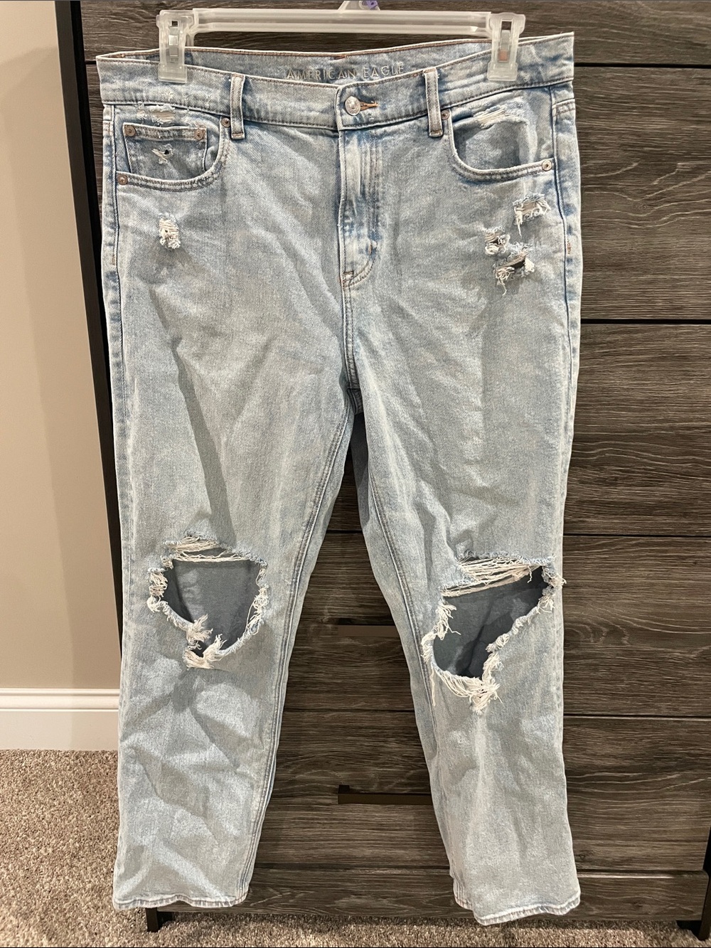 American Eagle Outfitters Light Blue Distressed Jeans